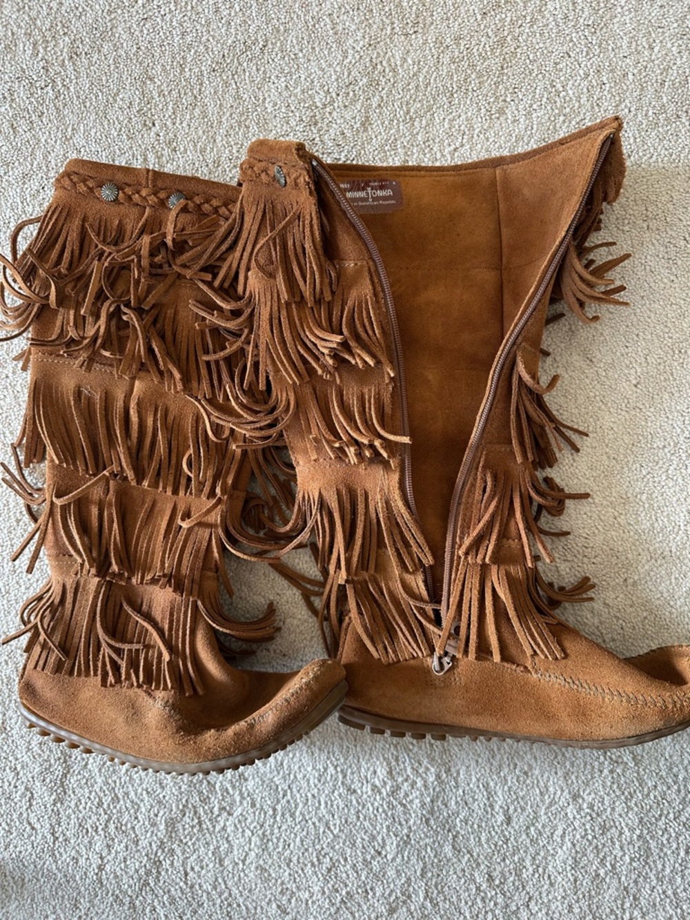 Minnetonka Women's Tall Fringe Suede Boots - Chestnut Brown